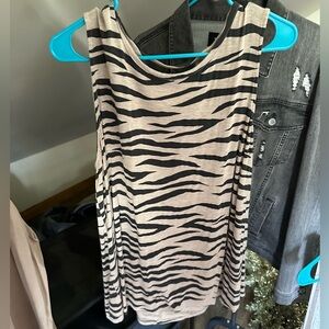 Zebra striped sleeveless